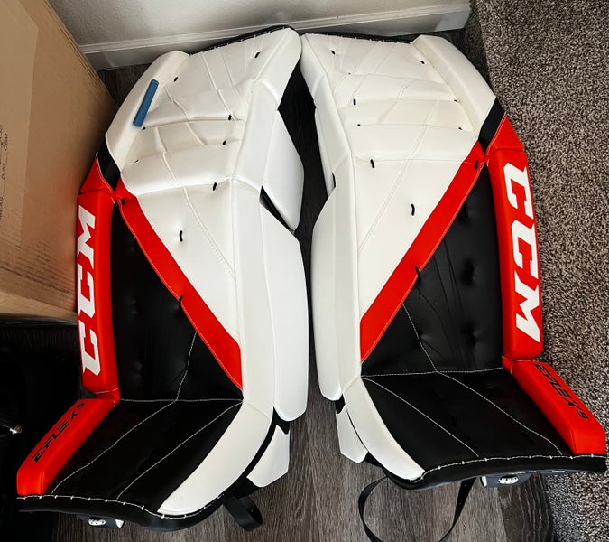 New 33" CUSTOM CCM Extreme Flex Goalie Full Set Pro Stock