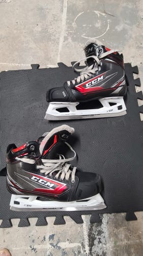 Senior Used CCM Jetspeed FT480 Hockey Goalie Skates Regular Width Size 10