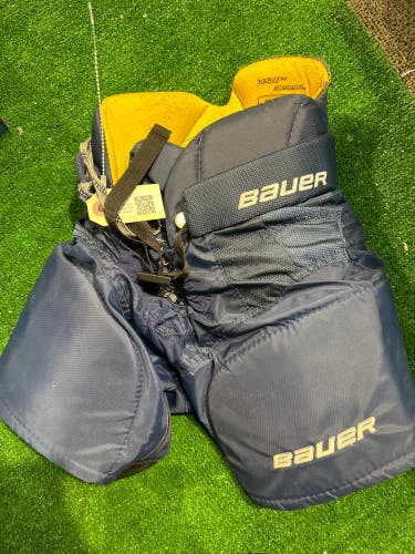 Youth Used Medium Bauer Supreme TotalOne MX3 Hockey Pants