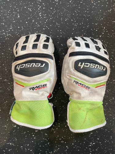 White Used XL Reusch Gloves
