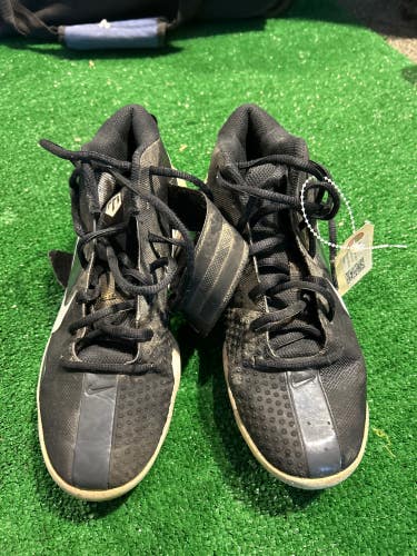 Black Used Youth Kid's Men's 6.0 (W 7.0) Molded Nike Trout Footwear