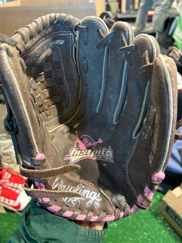 Used Rawlings Right Hand Throw Infield Softball Glove 10.5"