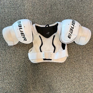 Used Small Bauer Nexus 400 Shoulder Pads