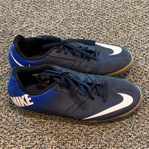 Blue Used Men's 7.5 (W 8.5) Indoor Nike Cleats