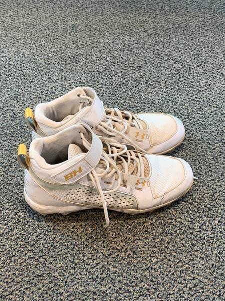 White Used Adult Men's 8.5 Molded Under Armour Bryce Harper's