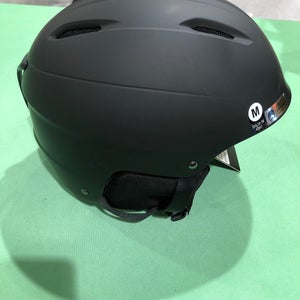 New Giro Bevel Snowboarding Helmet (Size: Medium)