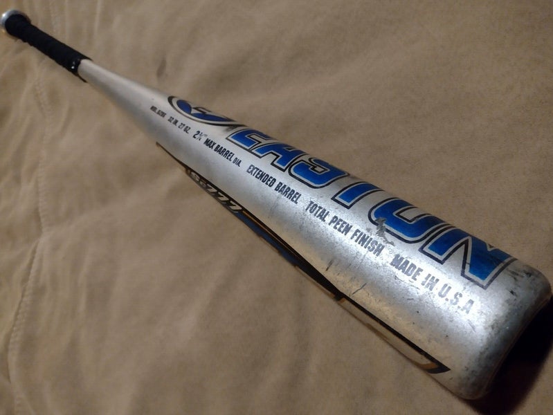 Used Easton TYPHOON YSB22TY12 27 -12 Drop USA 2 1/4 Barrel Baseball Bat  27/15 