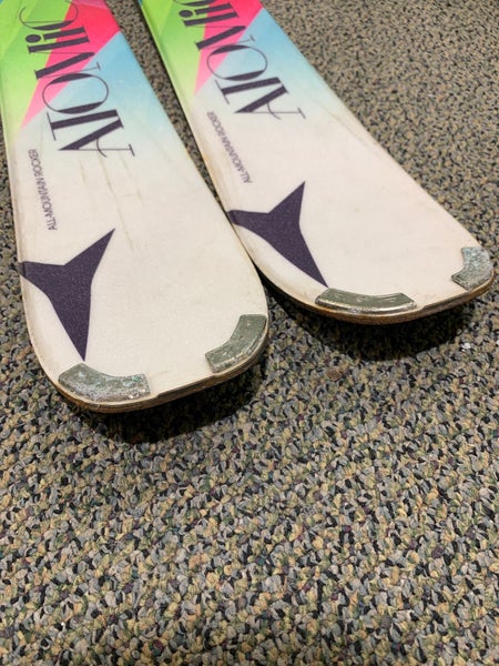Atomic affnitiy air 146㎝ Used Atomic Affinity Air (146 cm) Skis with Bindings