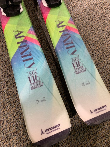Used Atomic Affinity Air (146 cm) Skis with Bindings