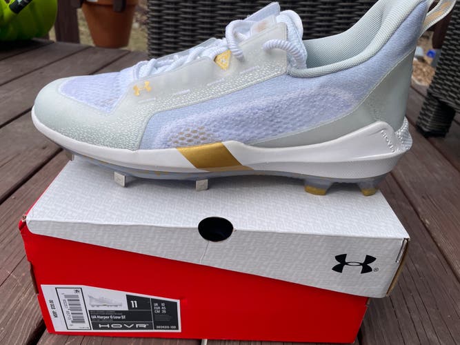 New In Box Under Armour UA Harper 6 Low ST Size 11