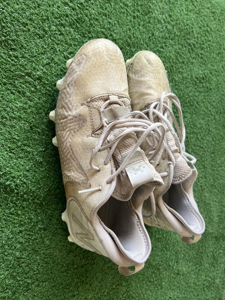 Used Size 10 New Balance Freeze 3 Low Cleat