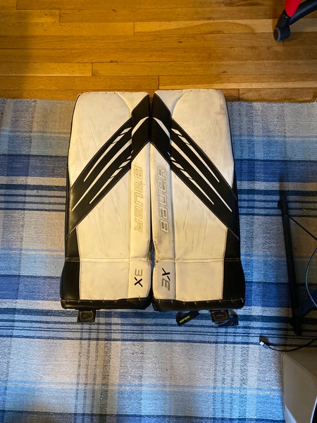 32" Bauer Vapor 3X Goalie Leg Pads