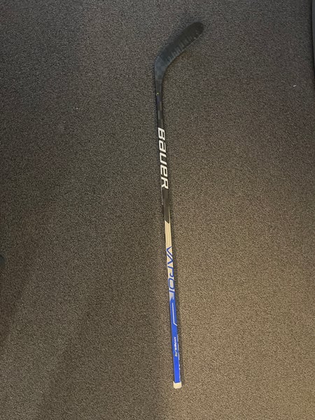 Used Right Handed Pro Stock Vapor Hyperlite Hockey Stick