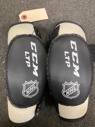 Used Small CCM LTP Elbow Pads