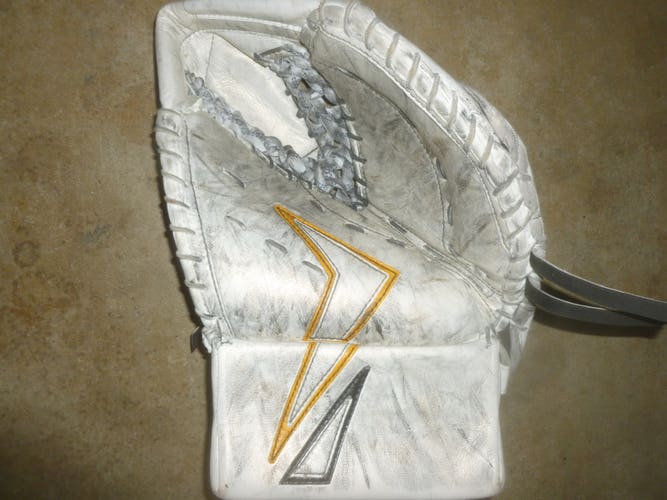 Factory Mad Sr goalie glove