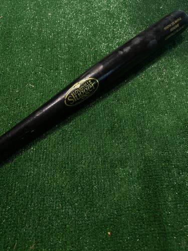 Used Louisville Slugger Genuine 125 Wood Bat 30"