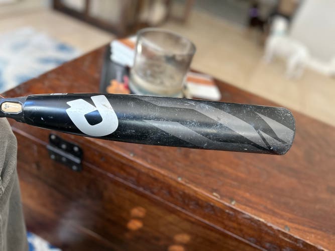 Used USSSA Certified DeMarini Composite Cf black Bat (-10) 18 oz 28"