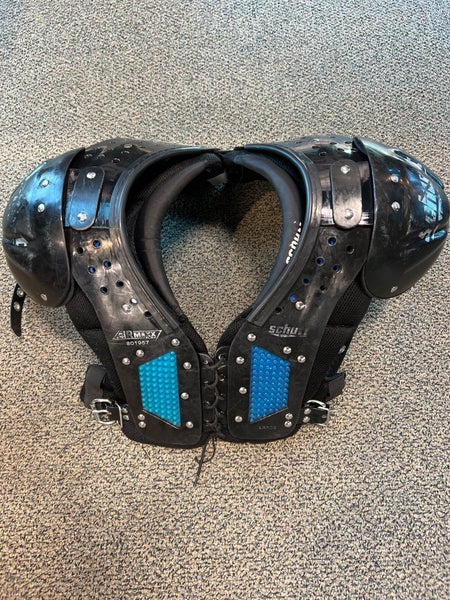 Used Large Schutt Shoulder Pads