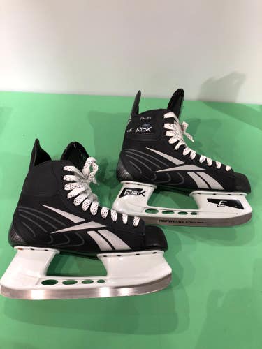 Used Senior Reebok Fitlite 1K Hockey Skates (Regular) - Size: 10