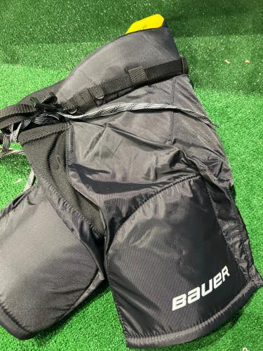 Youth Used Large Bauer Hockey Pants