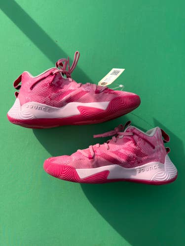 Women's (W 9.5) Adidas Bounce Basketball Shoes