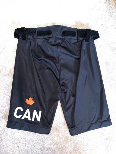 Team Canada Helly Hansen Training Shorts Large