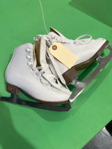 Used Riedell Figure Skates JR12.0