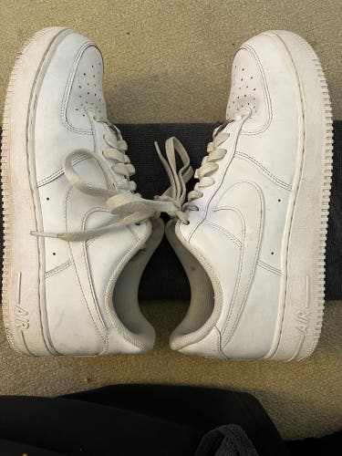 Men's Size 9.5 (Women's 10.5) Nike Air Force 1 Shoes