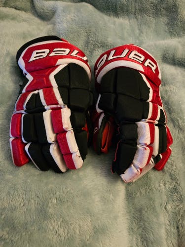 Used Bauer Supreme s190 Gloves 14"