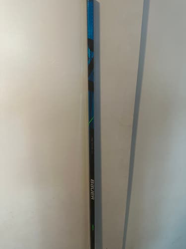 New Right Handed  Nexus Geo Hockey Stick