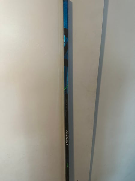 New Right Handed Nexus Geo Hockey Stick