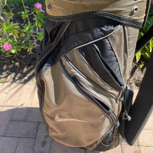 Nike Golf Cart Bag With Rain Cover and shoulder strap