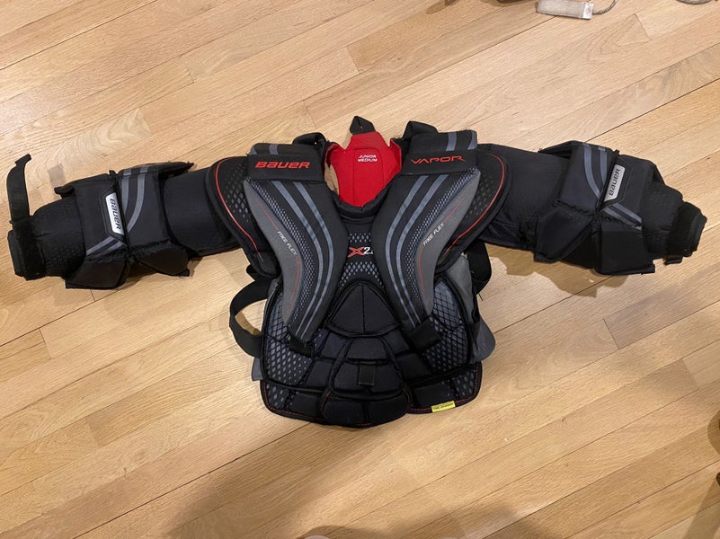 Used Small Bauer Vapor X2.9 Goalie Chest Protector