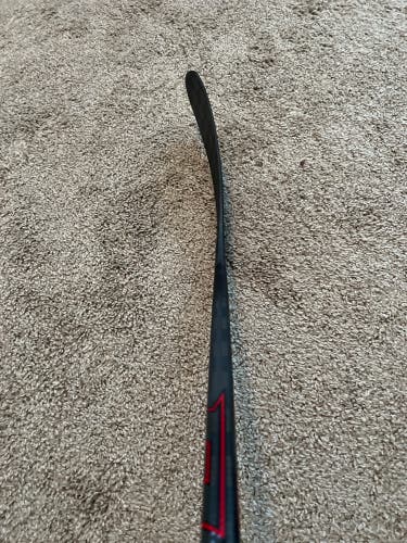 CCM Jetspeed FT4 Pro P90T 85 Flex RH