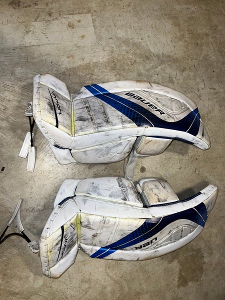 32" Bauer Vapor X900 Goalie Leg Pads