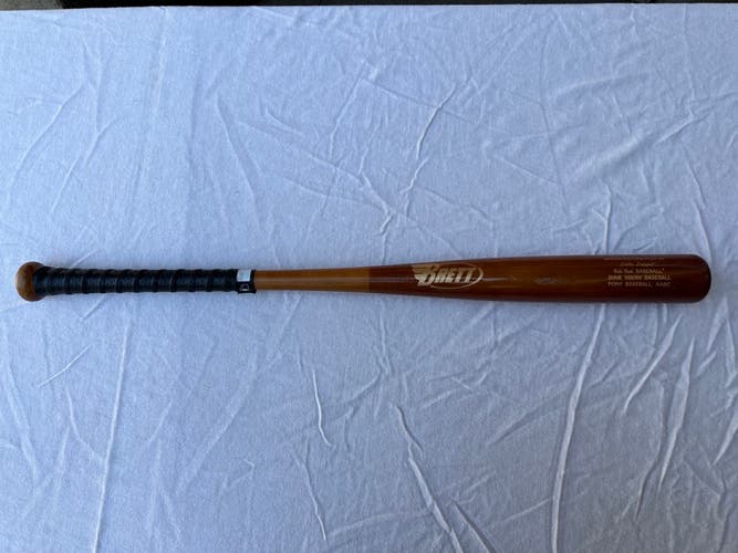 Used Training 2022 Brett Bros Wood Composite Bat (-5) 26 oz 31"