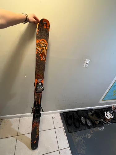 Unisex 2019 Park With Bindings Max Din 13 Sight Skis