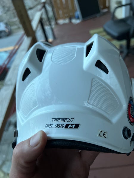 New Medium CCM  FL40 Helmet