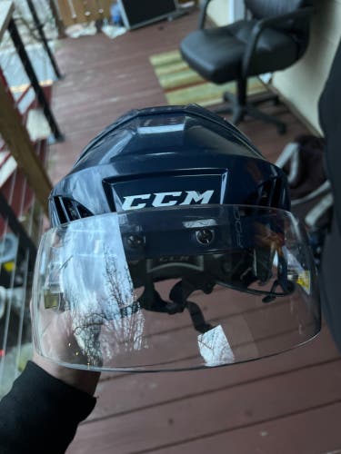 New Medium CCM  FL40 Helmet