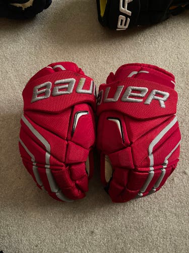 LIGHTLY USED Bauer Vapor APX2 Pro 14” Ohio State University Pro Stock Gloves