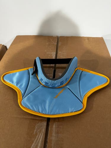 Bauer Vapor Goalie Neck Guard