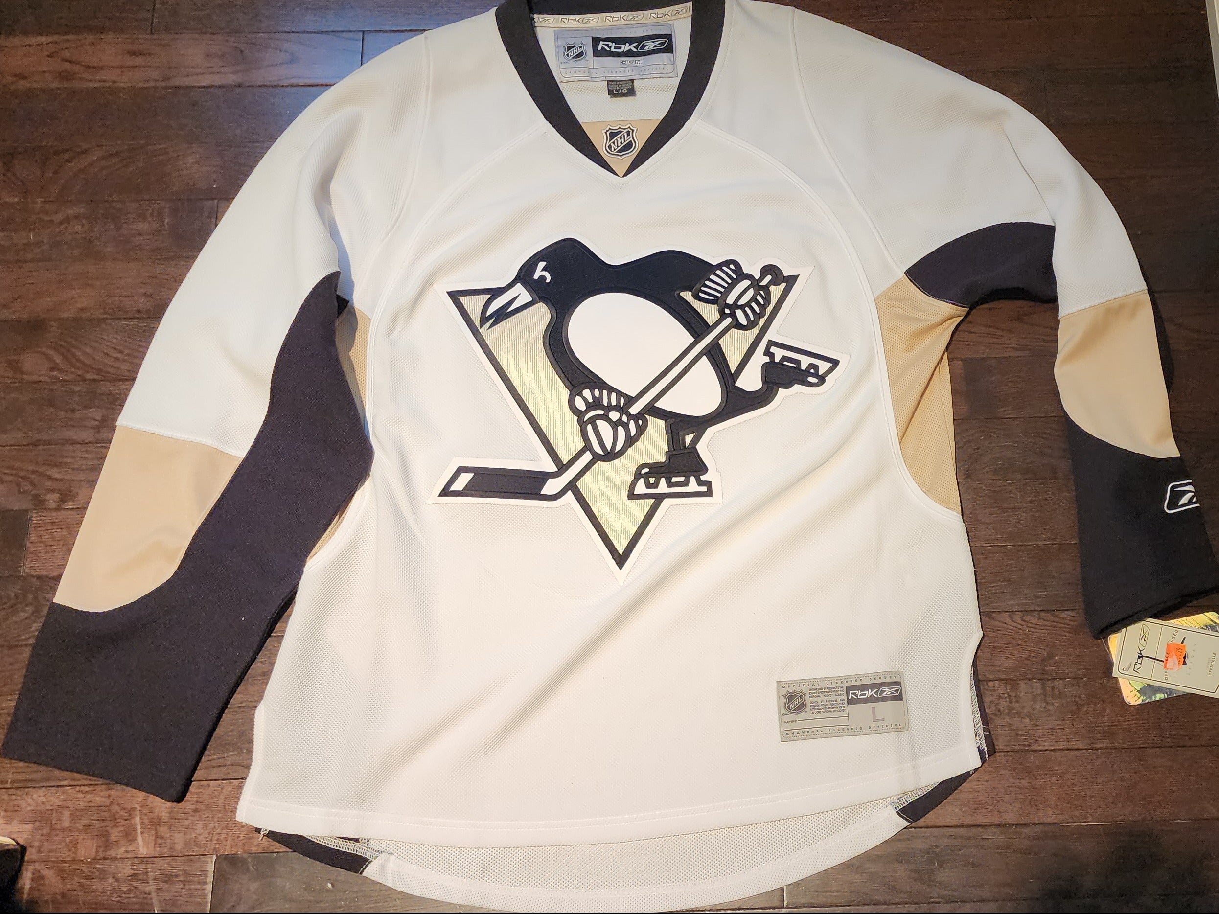 Reebok Pittsburgh Penguins Retro Logo Tee Shirt - Senior