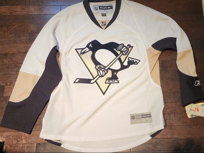 New Pittsburgh Penguins Jersey