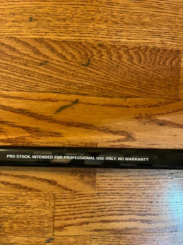 Senior New Right Handed CCM JetSpeed Hockey Stick P90TM Pro Stock