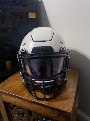 Riddell speed flex adult medium