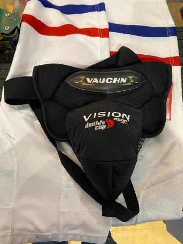 New Vaughn Jock 9500 Int Vision Double Cup