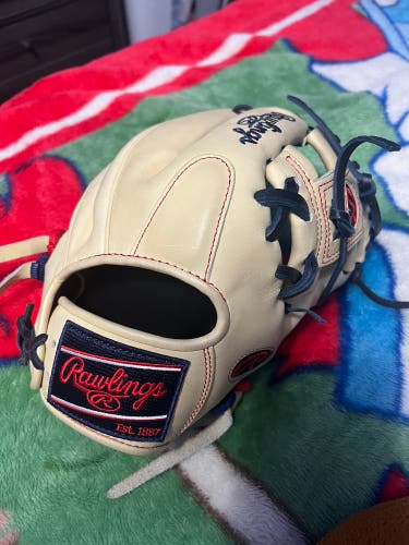 Used Infield 11.5" Heart of the Hide Baseball Glove