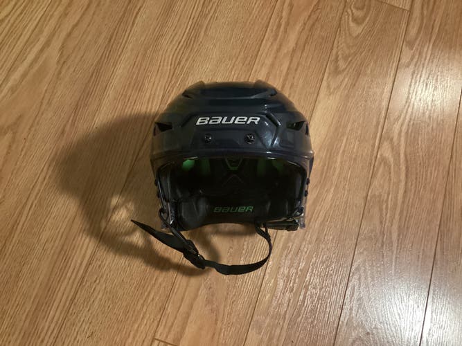 Used Medium Bauer  Hyperlite Helmet