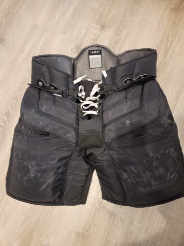 Moving May 1st to Okinawa buy now senior Used Large Vaughn Velocity V6 Hockey Goalie Pants Pro Stock