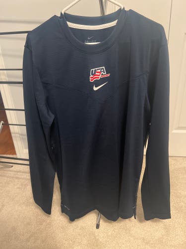 USA Hockey Medium Dry Fit Long Sleeve Shirt